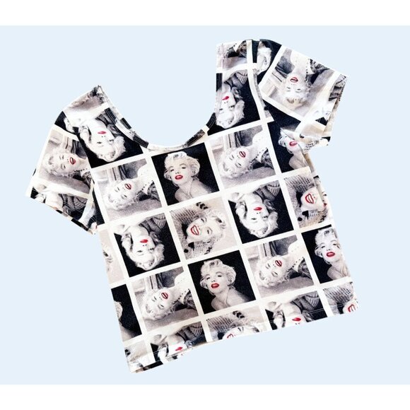 MARILYN MONROE Short Sleeve Crop Top Size Large - Picture 2 of 6